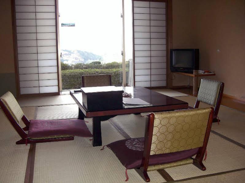 Ohito Hotel Izunokuni Exterior foto
