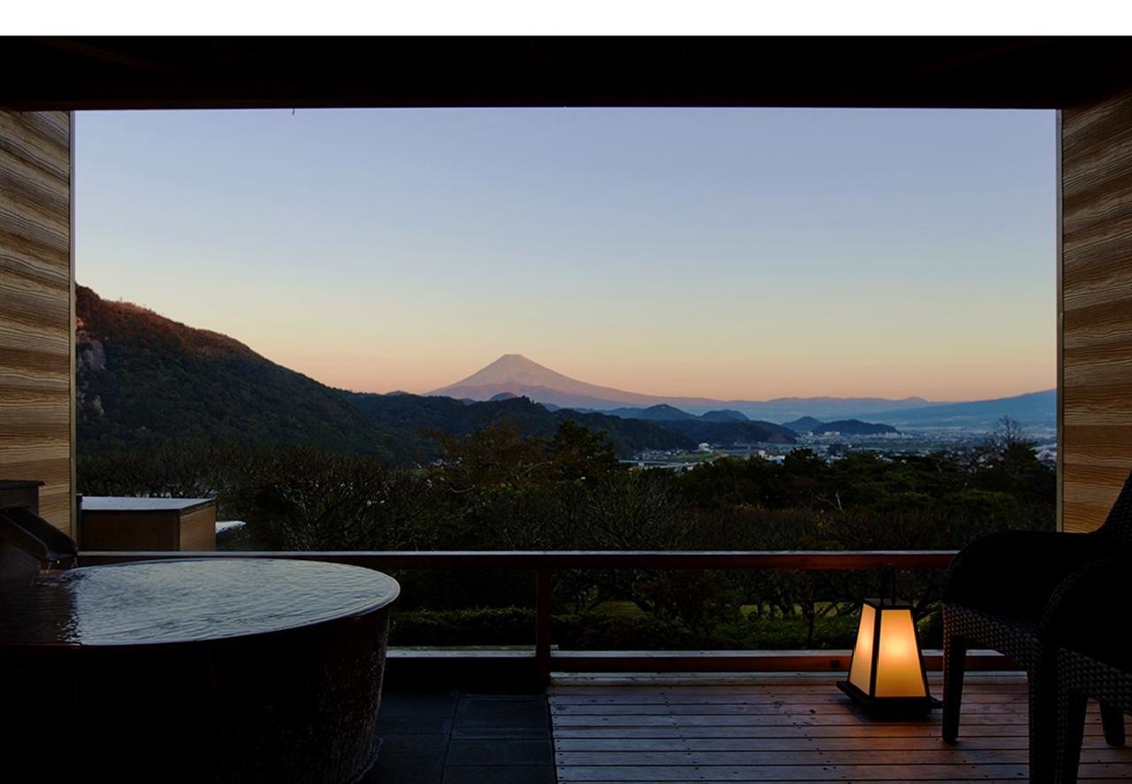 Ohito Hotel Izunokuni Exterior foto